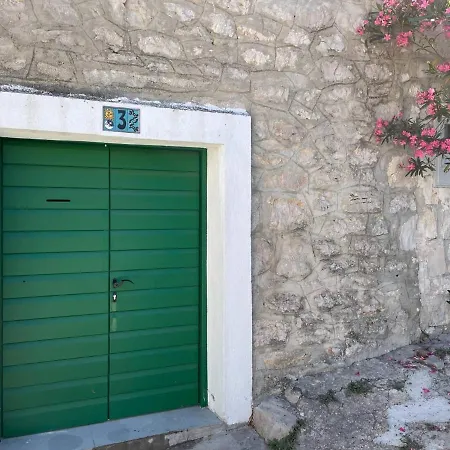 A Cozy In The Heart Of Old Murter, Croatia * Murter