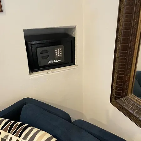 Vila A Cozy In The Heart Of Old Murter, Croatia *