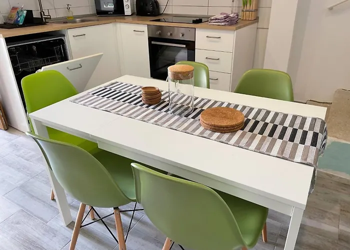 A Cozy In The Heart Of Old Murter, Croatia *