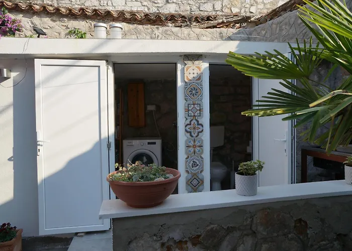 Villa A Cozy In The Heart Of Old Murter, Croatia *