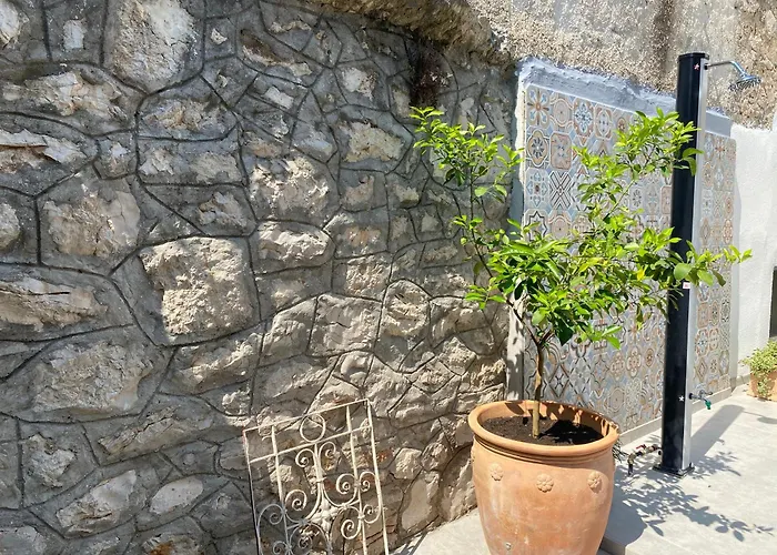 A Cozy In The Heart Of Old Murter, Croatia Villa Murter