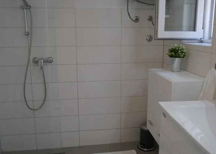 A Cozy In The Heart Of Old Murter, Croatia *