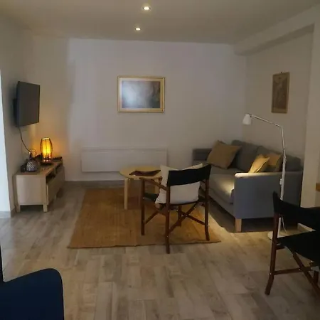 A Cozy In The Heart Of Old Murter, Croatia